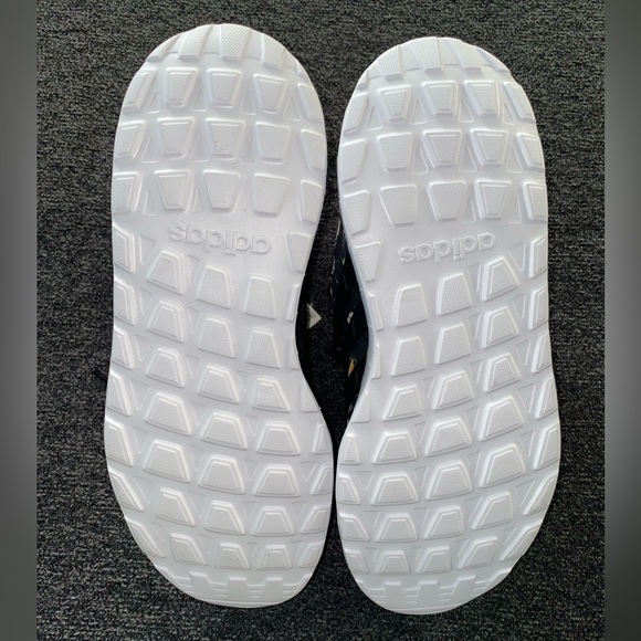 Women’s Black Adidas Sneakers Size 9. Lightweight Fashion Running Fitness Shoes. - Picture 8 of 16